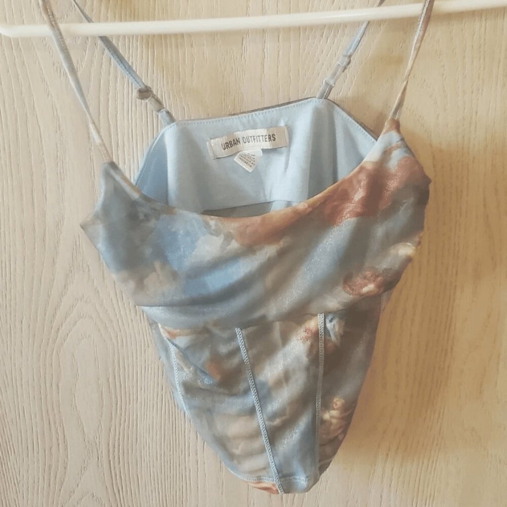 Urban Outfitters Midriff Top Size XS